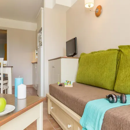Duplex For 6 Daire